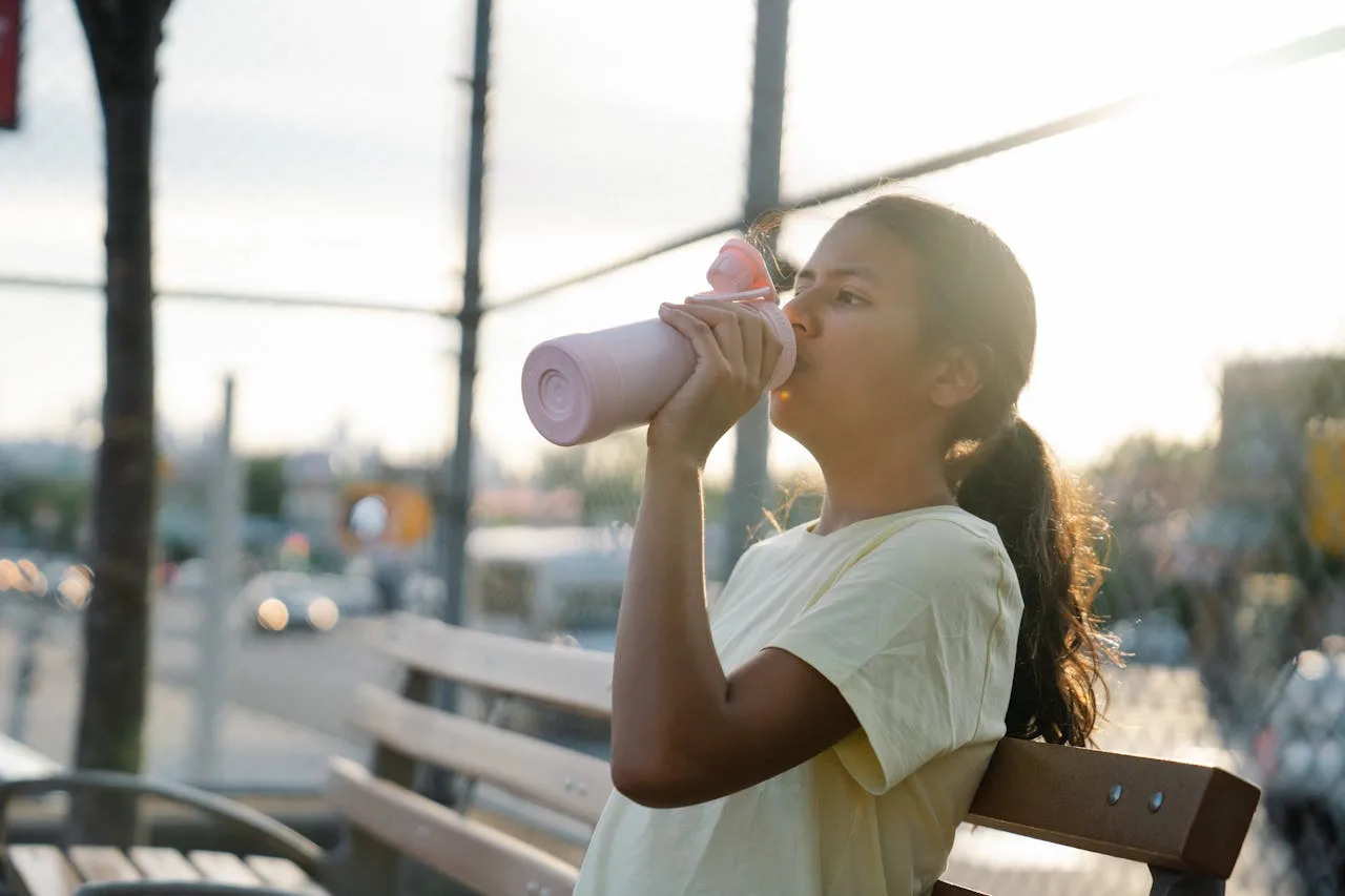 water bottle with straw